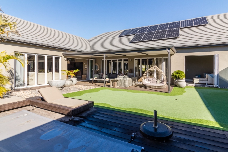 5 Bedroom Property for Sale in Num Num Cape Estate Western Cape